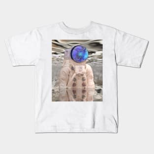 Astronaut First Contact Kids T-Shirt